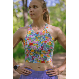 Kuvetta High Neck Crop Whimsy Wildflower Size XS Gym Yoga Pilates Athleisure Run